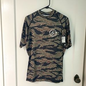 Men's Volcom XL UV Rash Guard